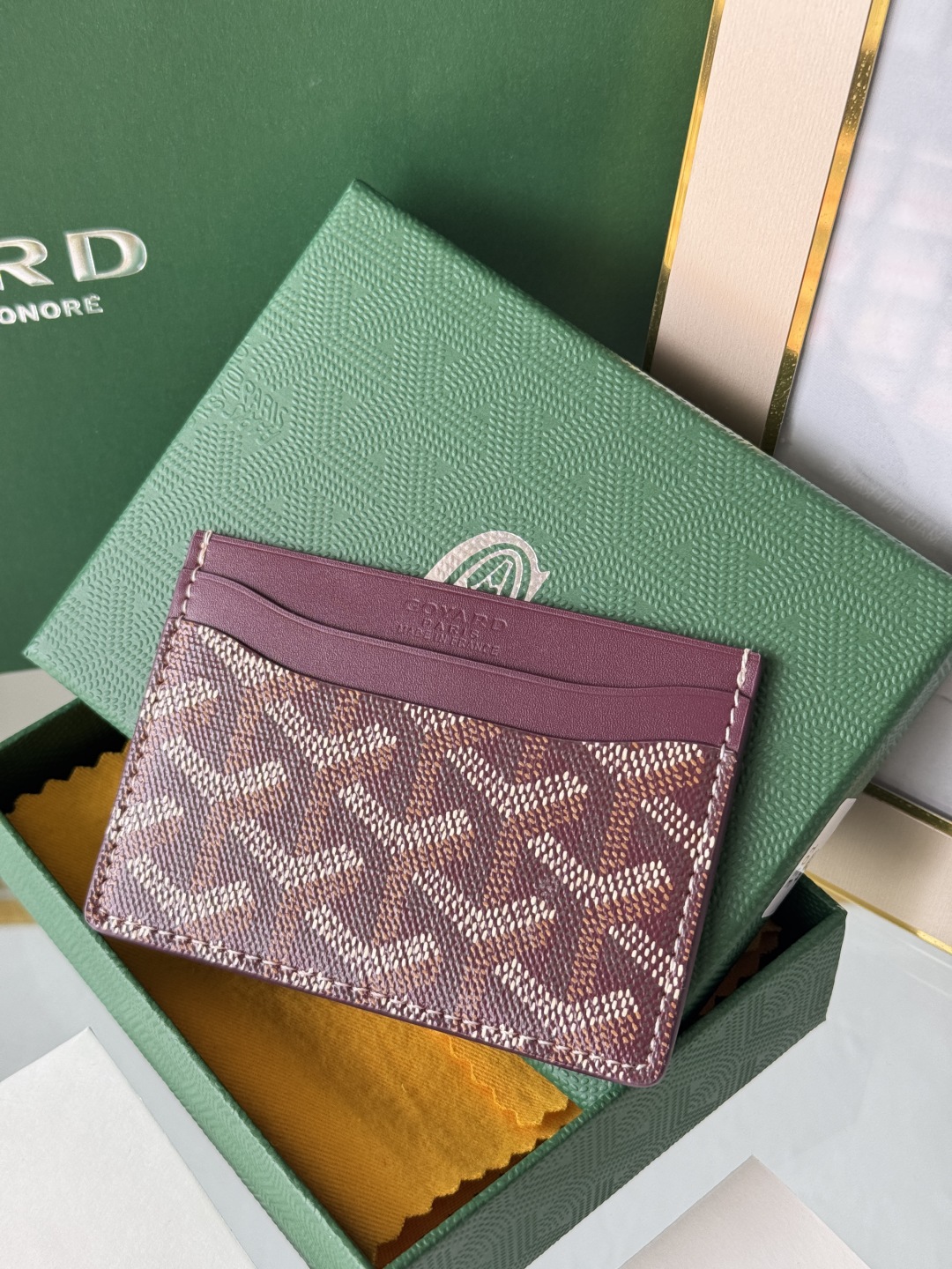 Goyard Card Holder - Compact and Stylish Wallet Alternative for Everyday Use 2 cmp i1745821788477 8683 0 1
