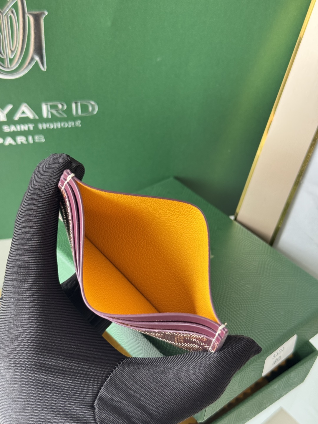 Goyard Card Holder - Compact and Stylish Wallet Alternative for Everyday Use 8 cmp i1745821788488 1144 0 7