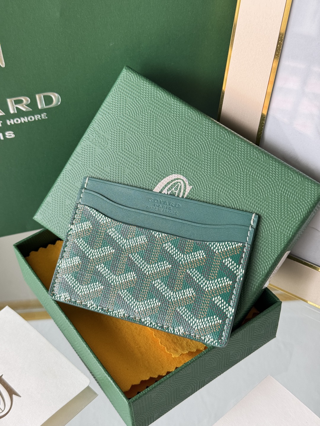 Goyard Green Card Holder - Compact and Stylish for Everyday Essentials 2 cmp i1745821806966 4577 0 1