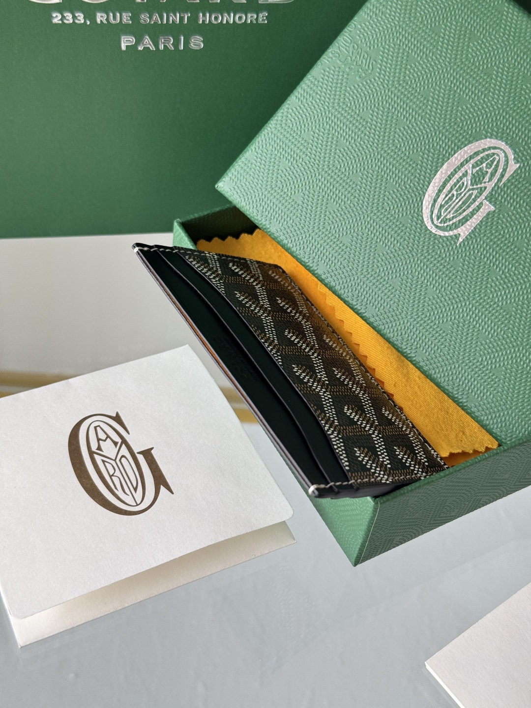 Goyard Card Holder - Compact and Stylish Card Case for Everyday Essentials 5 cmp i1745821855278 3580 0 3