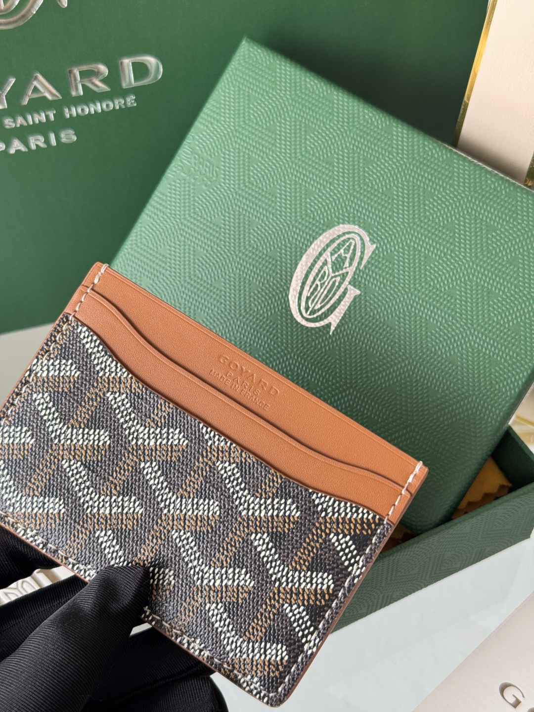 Goyard Card Holder - Compact and Stylish Card Case for Everyday Essentials 8 cmp i1745821872084 3198 0 6