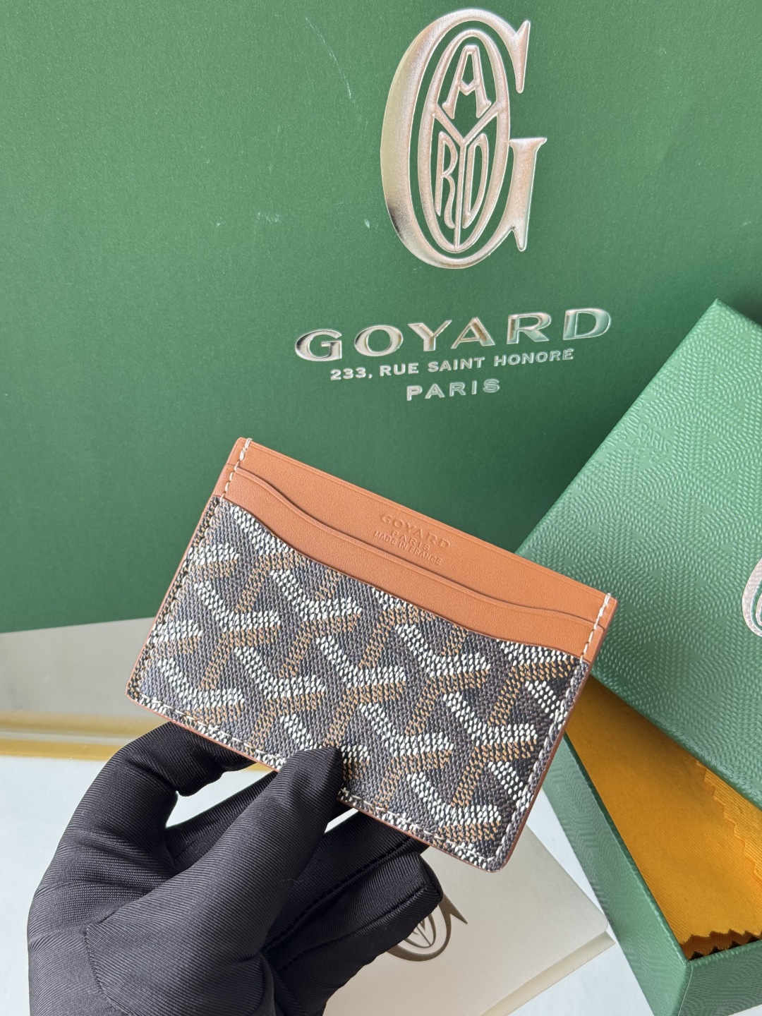 Goyard Card Holder - Compact and Stylish Card Case for Everyday Essentials 9 cmp i1745821872086 724 0 7
