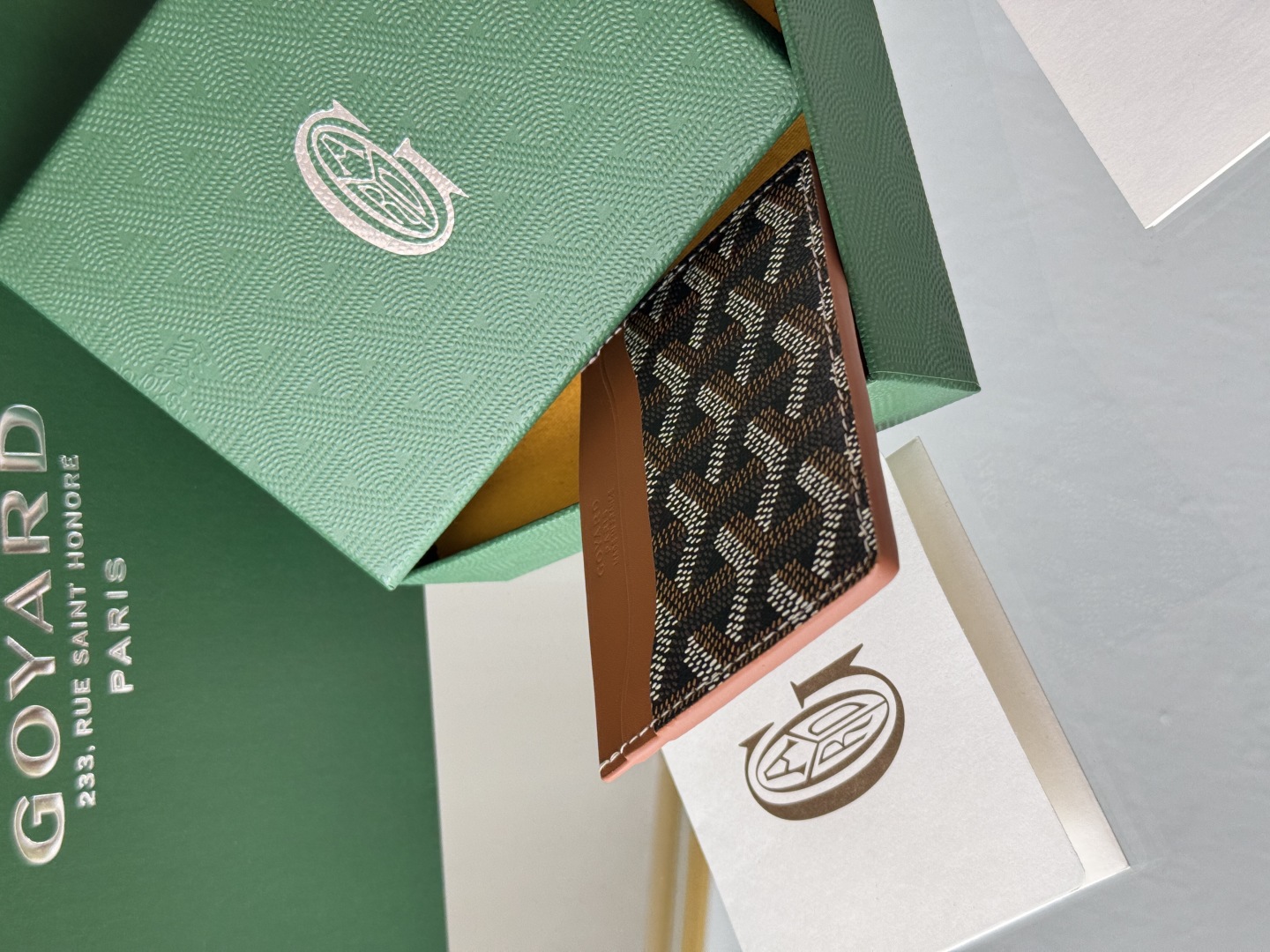 Goyard Card Holder - Compact and Stylish Card Case for Everyday Essentials 6 cmp i1745821889157 8000 0 4