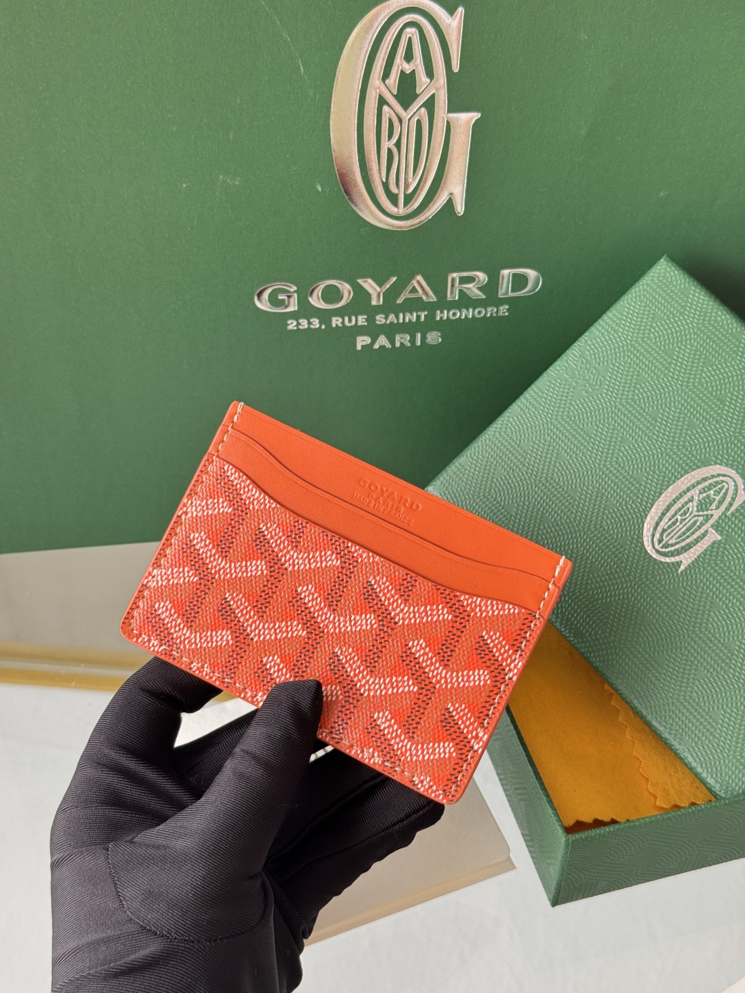 Goyard Orange Card Holder - Compact & Stylish Wallet Alternative 9 cmp i1745821925461 3424 0 7