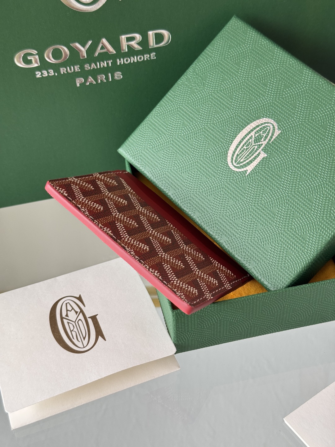 Goyard Card Holder - Chic and Compact Wallet for Cards, ID, and Folded Bills 7 cmp i1745821941423 7675 0 5