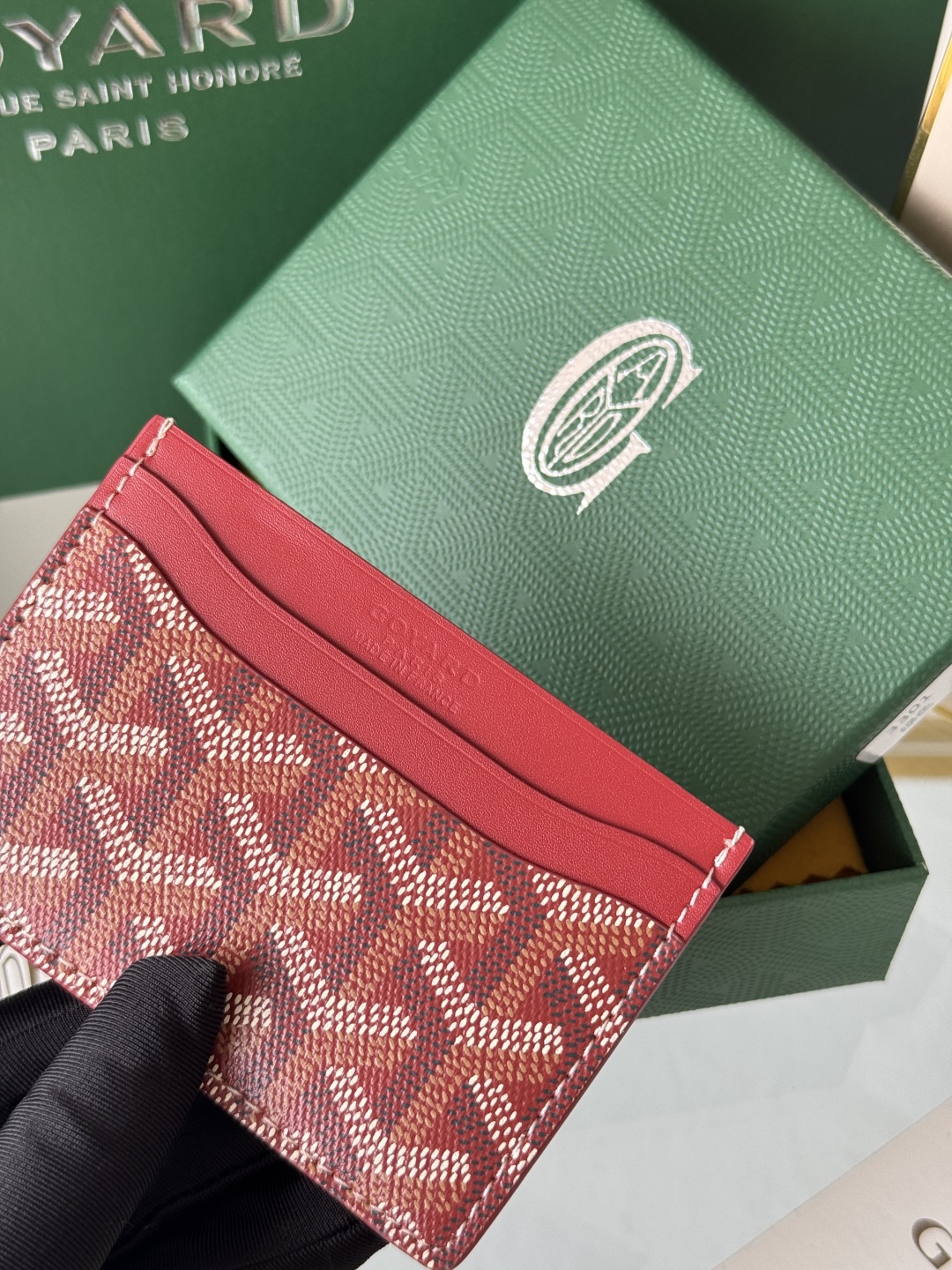 Goyard Card Holder - Chic and Compact Wallet for Cards, ID, and Folded Bills 8 cmp i1745821941450 7577 0 6