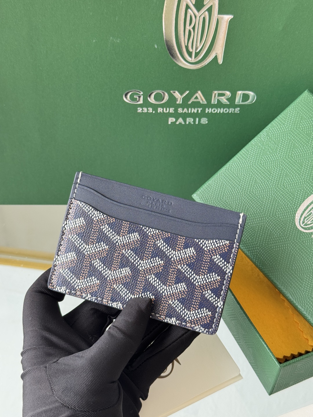 Goyard Card Holder - Compact and Stylish Wallet for Cards and Folded Bills 8 cmp i1745822001730 7256 0 7