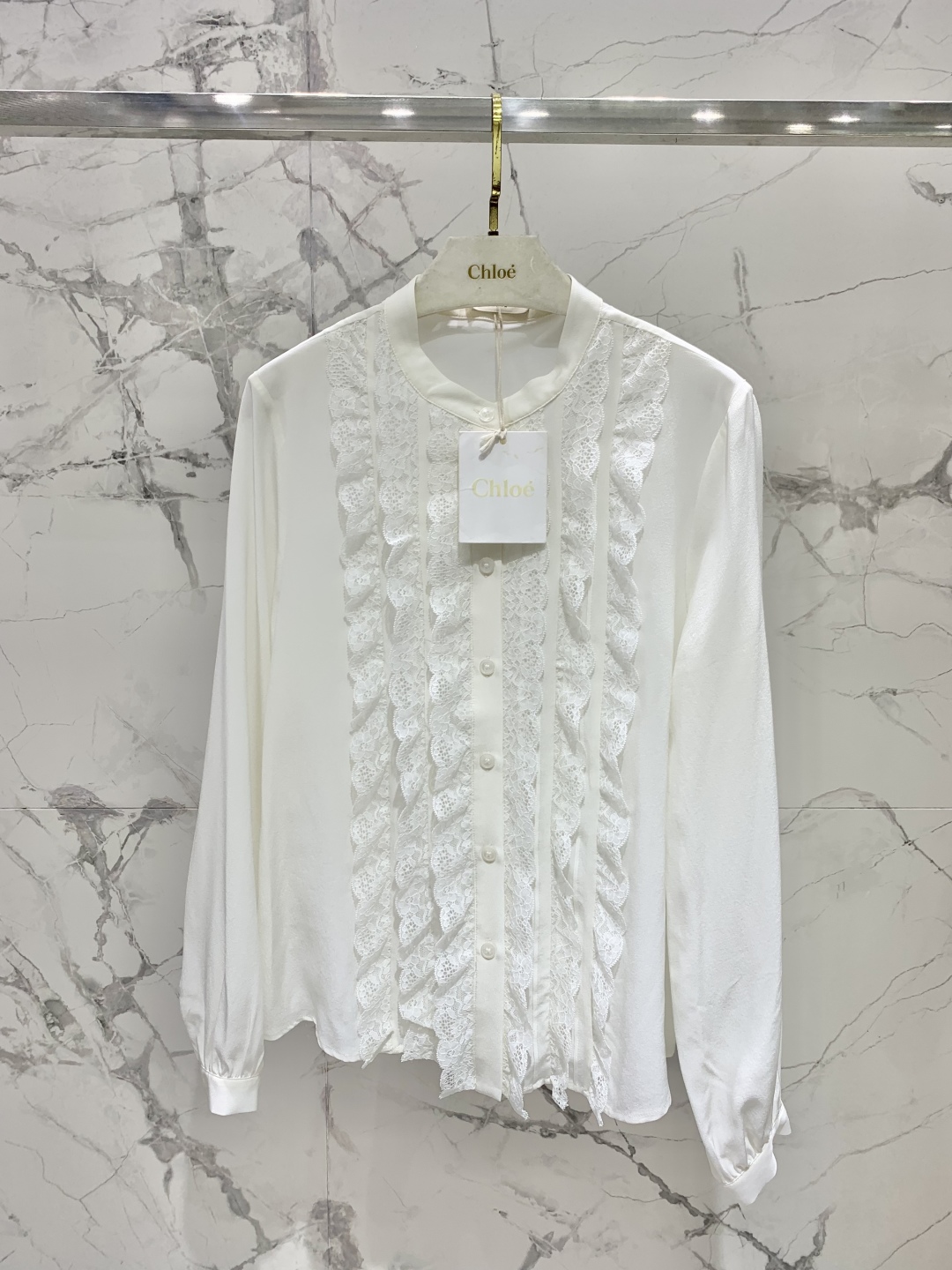 Elegant Lace Trim Silk Blouse - Vintage Style, Soft Fabric, Versatile Top 2 cmp i1745550158818 3233 0 0