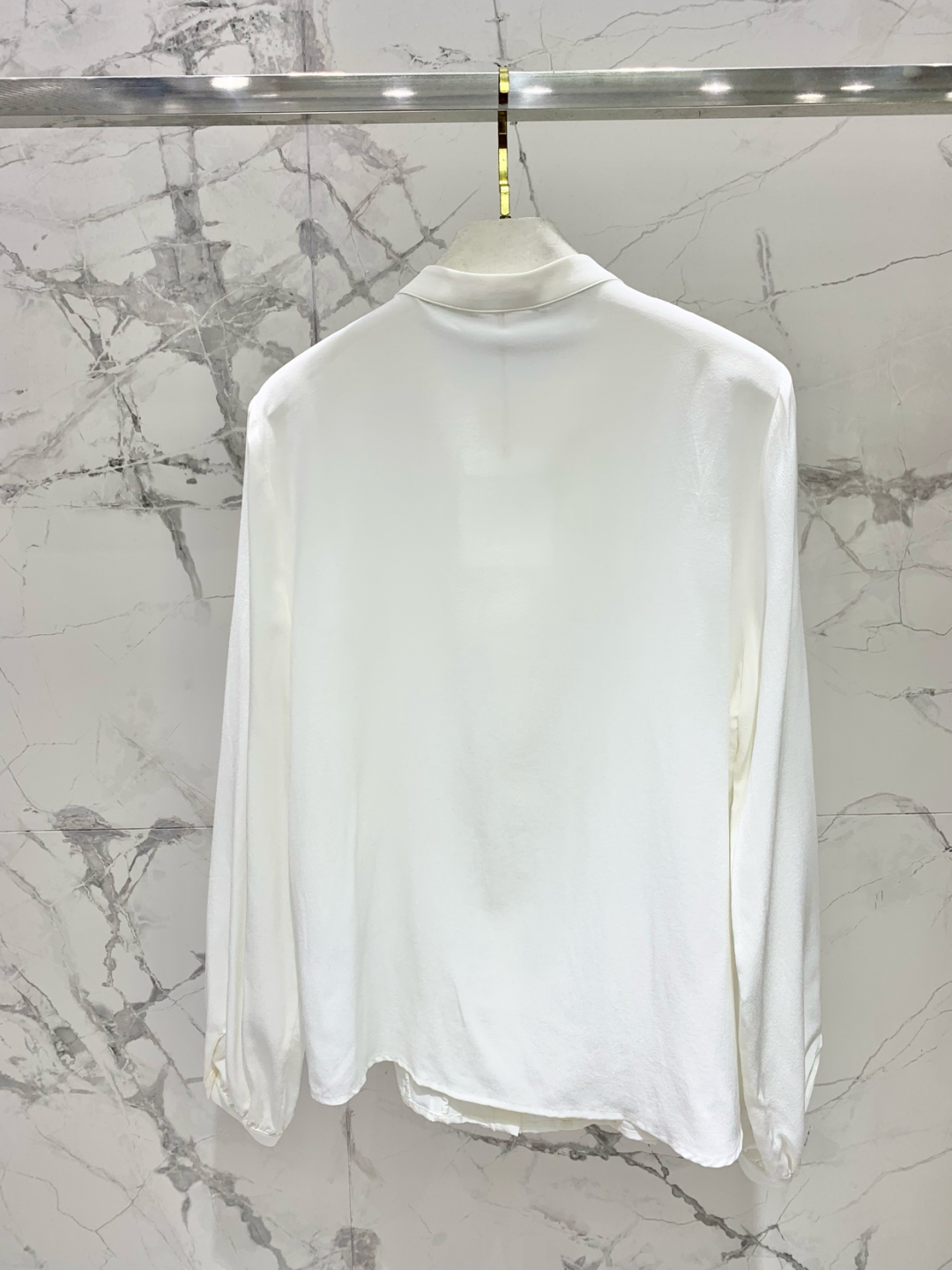 Elegant Lace Trim Silk Blouse - Vintage Style, Soft Fabric, Versatile Top 10 cmp i1748268149217 8990