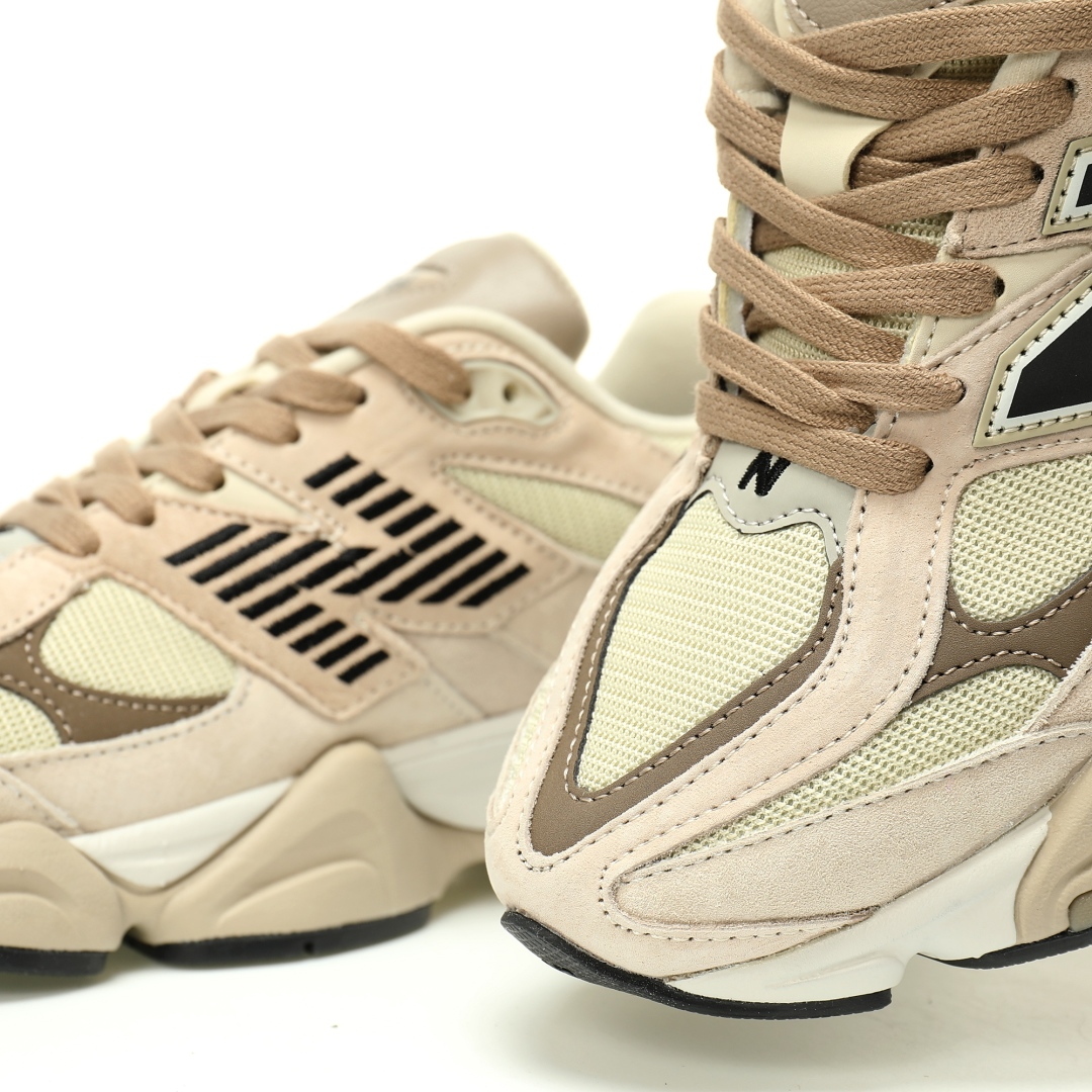 💰240 LY专供 独家纯原
【NB】【新品实拍篇】超优F版#男女鞋半码制#采用猪巴革组合网织布鞋面材质#4层组合底模#中底嵌入ABZORB缓震科技材料及后跟嵌入TPU装饰条稳固❗️ 2025中国蛇年限定配色!全新NB新百伦New Balance 9060"Mocha Brown"系列复古百搭老爹风小象蹄休闲运动跑步鞋“米黄摩卡棕黑”U9060ZBB
尺码:36 37 37.5 38 38.5 39.5 40 40.5 41.5 42 42.5 43 44 44.5 45 46.5
NewBalance近些年的出彩表现想必无需多言,除了各大品牌争相与其推出联名鞋款外,NewBalance也在逐步将自己的经典球鞋带回,当中最值得一提的莫过于NewBalance9060。近日,两款全新配色 New Balance 9060 官图曝光。第一双配色采用经典配色妆点,复古气质十足。鞋面采用网眼布、翻毛皮和皮革材质打造,带来不俗的视觉层次感。鞋侧面印有“N”字Logo,彰显鞋款身份。做旧白色中底搭配灰色外底收尾,完善整双鞋设计。第二双配色采用深灰色妆点,灰色和白色点缀,十分帅气。其余设计与第一款相同。