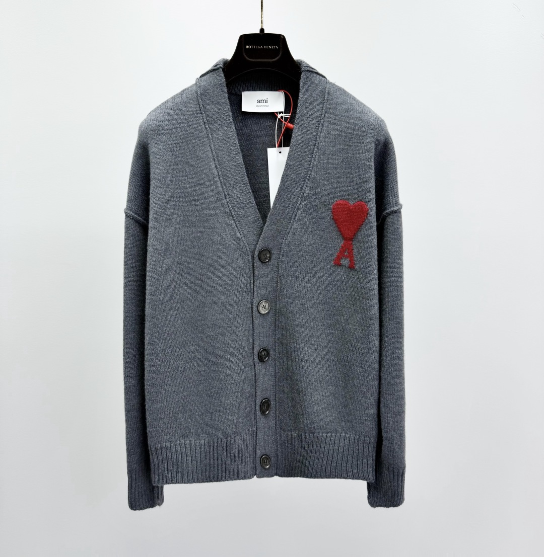 아미 남성 가디건 114392 AMI Cardigan