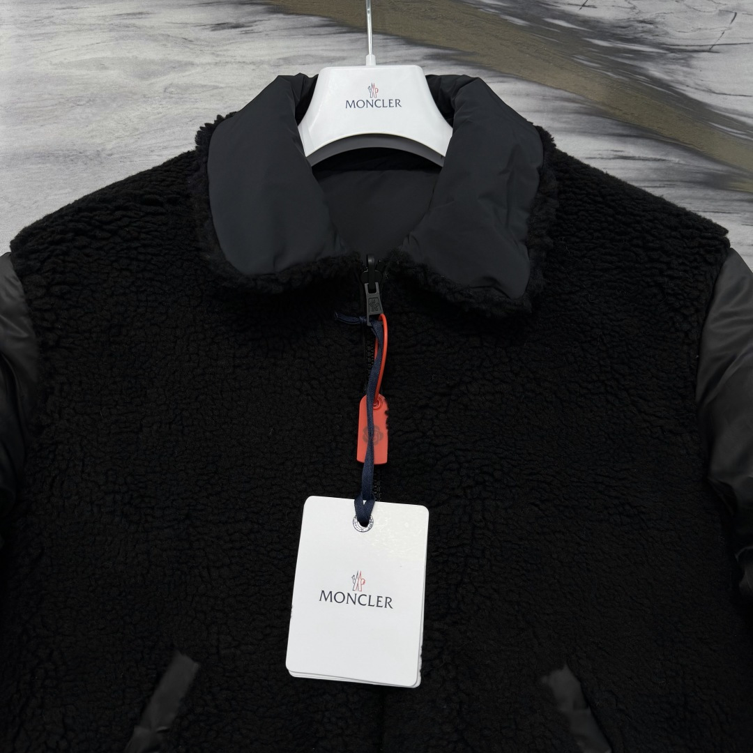 M0ncler 双面飞行员羽绒服定制柔绒哑光锦织料 以及泰迪绒 使用新国标90白鸭绒(欢迎检测) 冲绒量