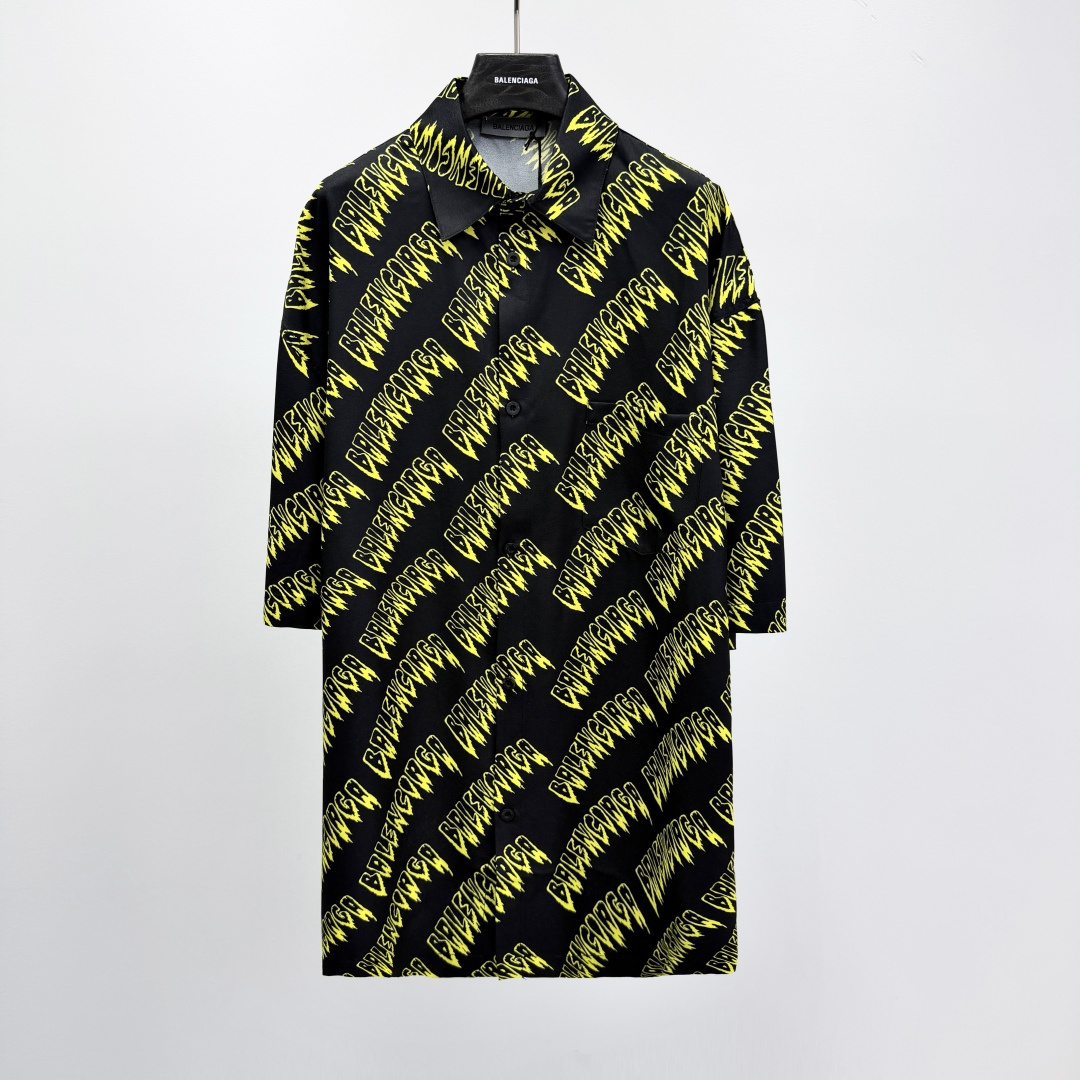 발렌시아가 2026SS 로고 오버핏 카라 폴로셔츠 남성 41311 Balenciaga T Shirt