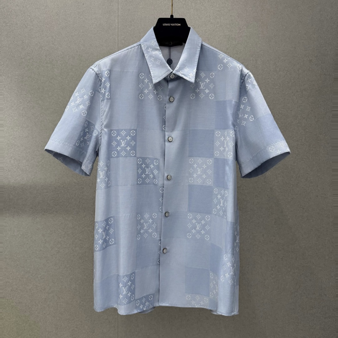 루이비통 남성 반팔 113917 Louis Vuitton T Shirt
