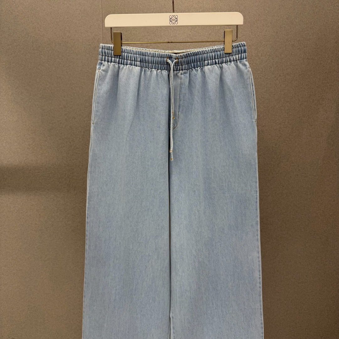 로에베 경량 워시드 코튼 데님 팬츠 113768 이미지 3