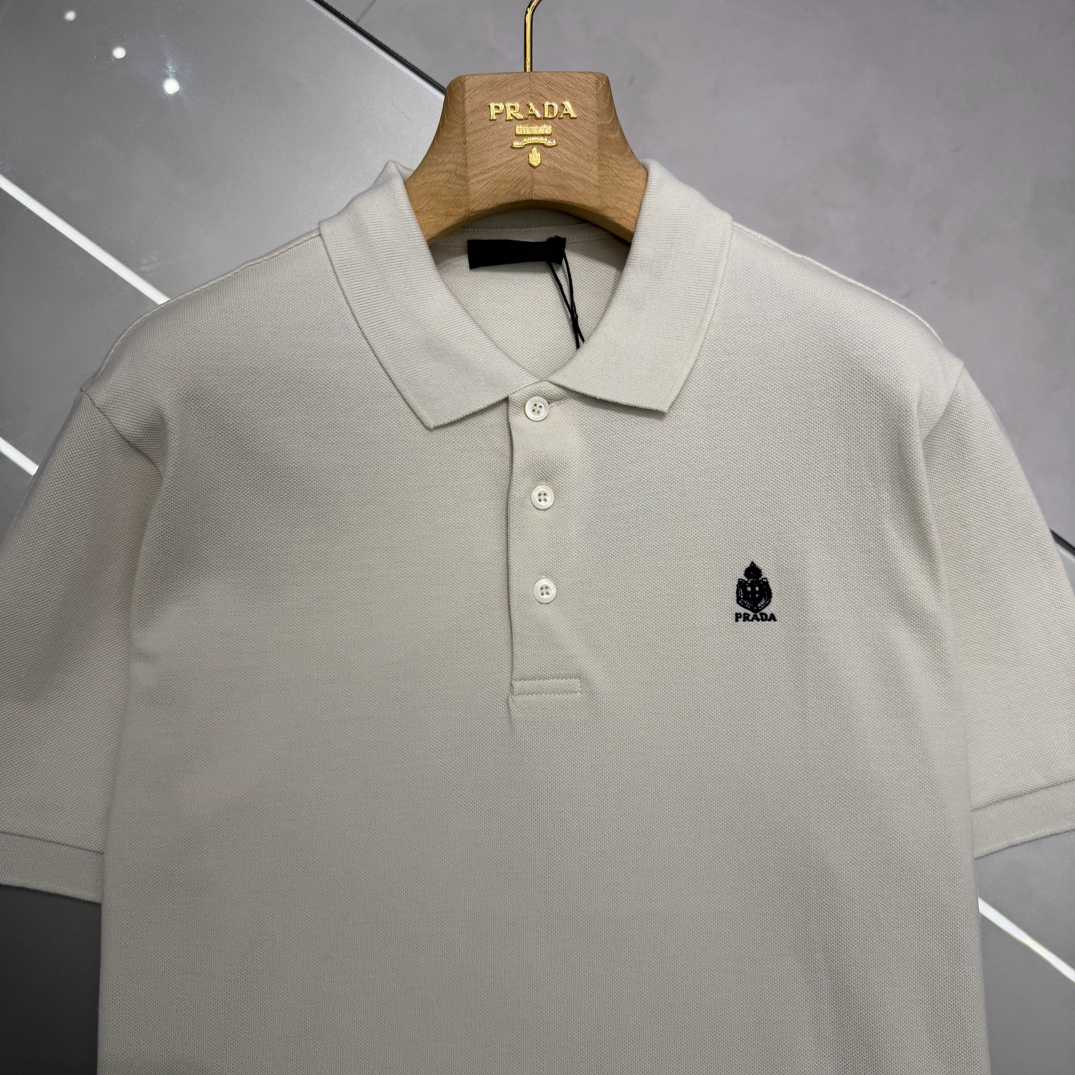 프라다 남성 반팔 129833 Prada T Shirt 썸네일 이미지