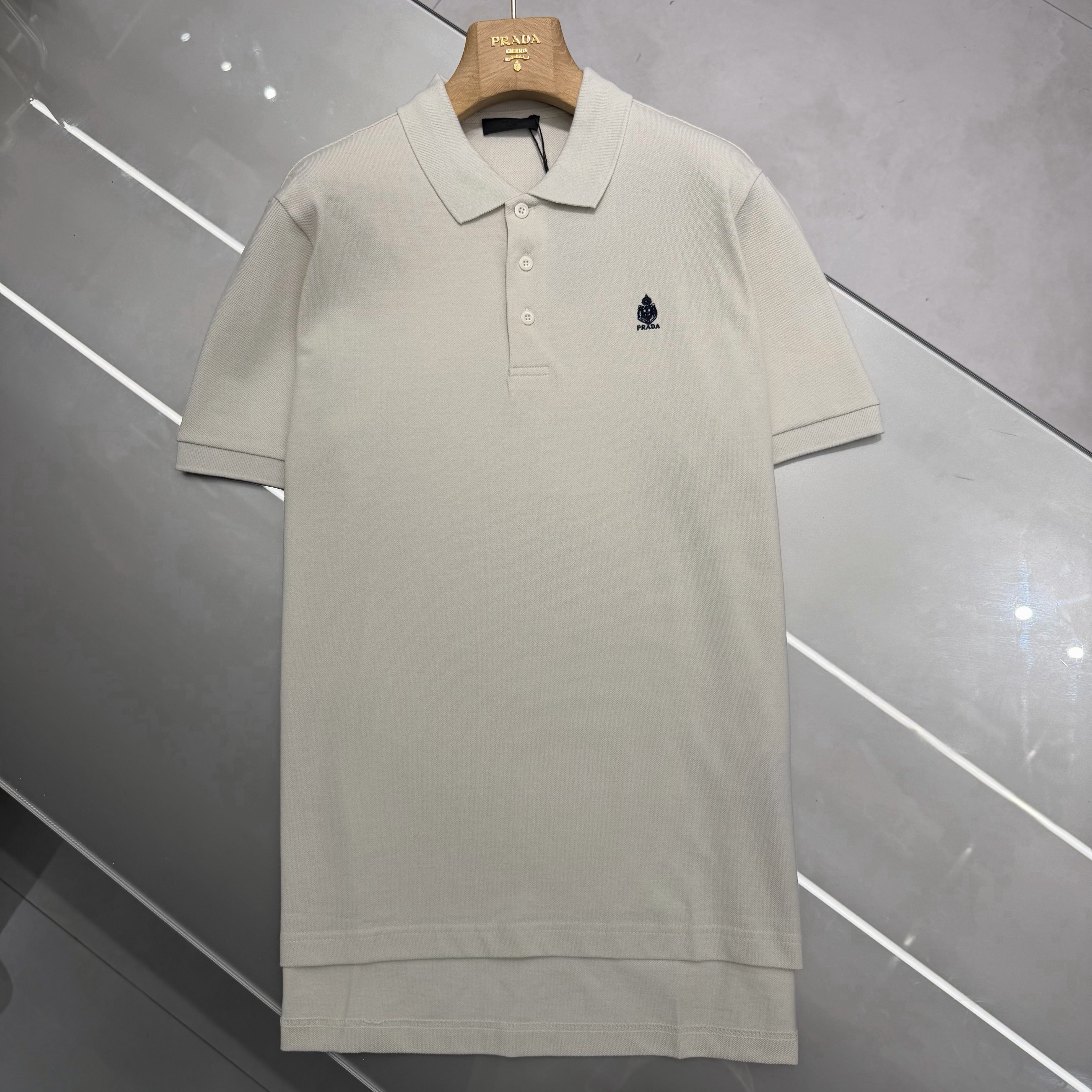 프라다 남성 반팔 129833 Prada T Shirt 썸네일 이미지