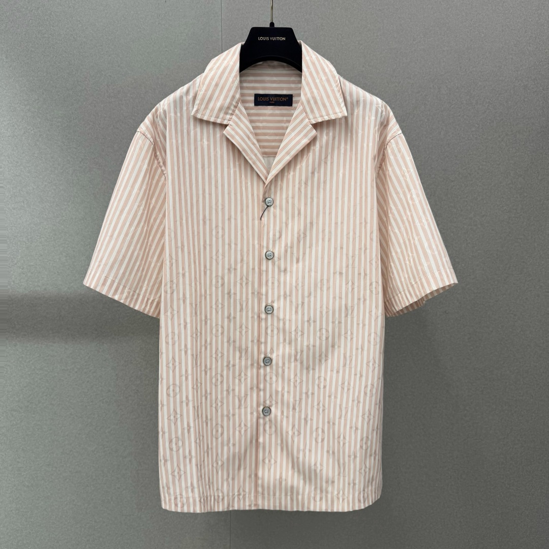 루이비통 남성 반팔 131721 Louis Vuitton T Shirt
