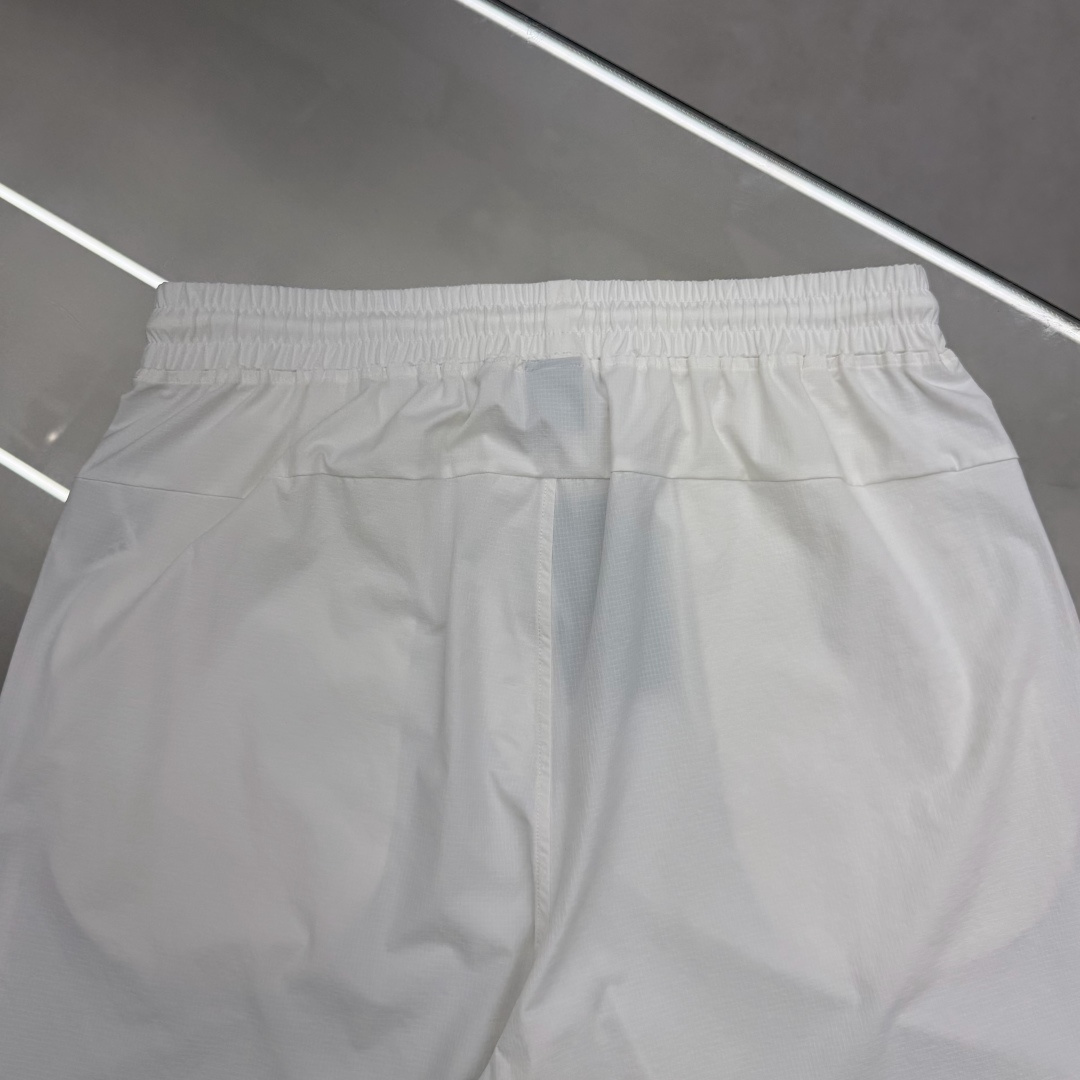 아크테릭스 남성 반바지 131713 Arc'teryx Shorts 썸네일 이미지