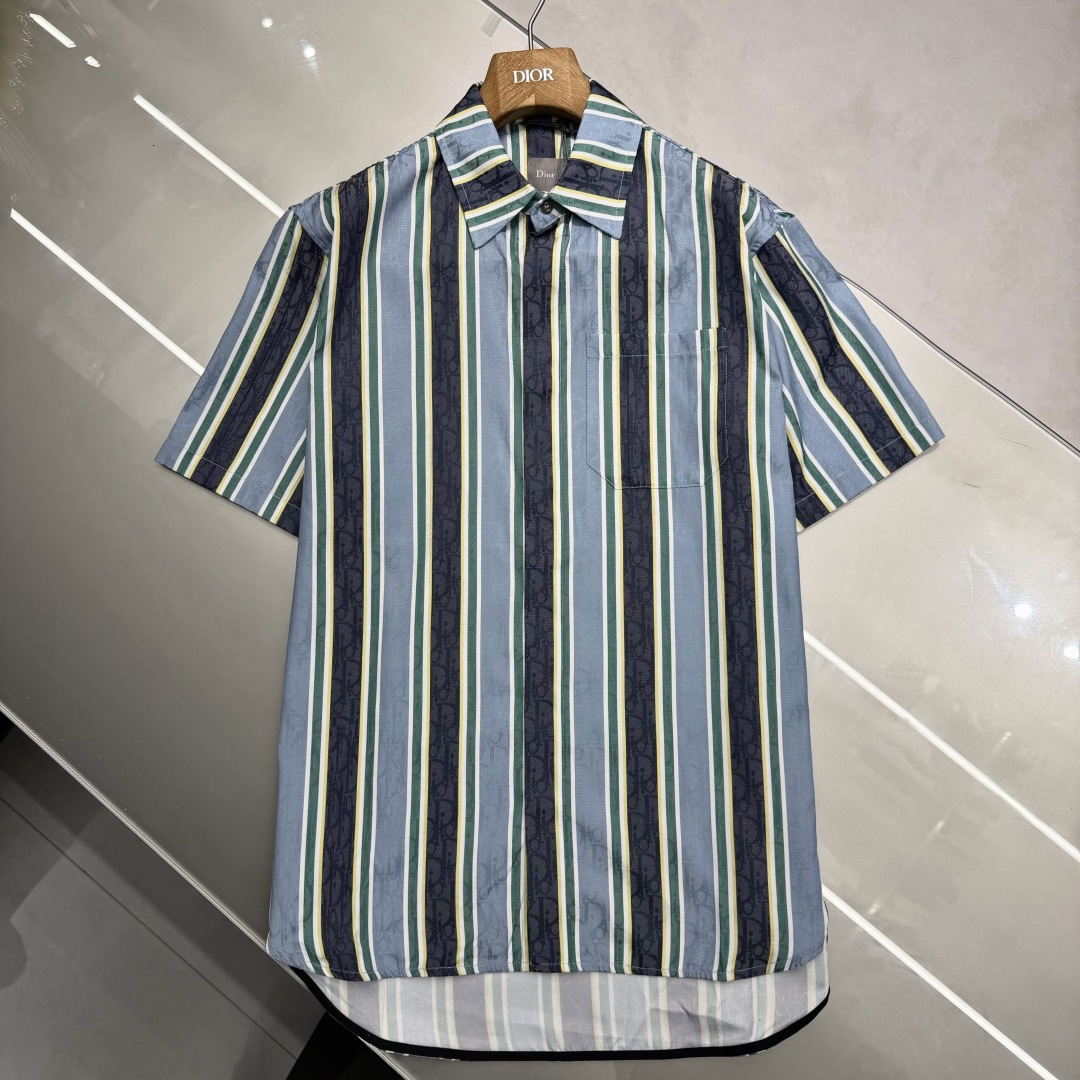 디올 남성 반팔 131707 Dior T Shirt 썸네일 이미지