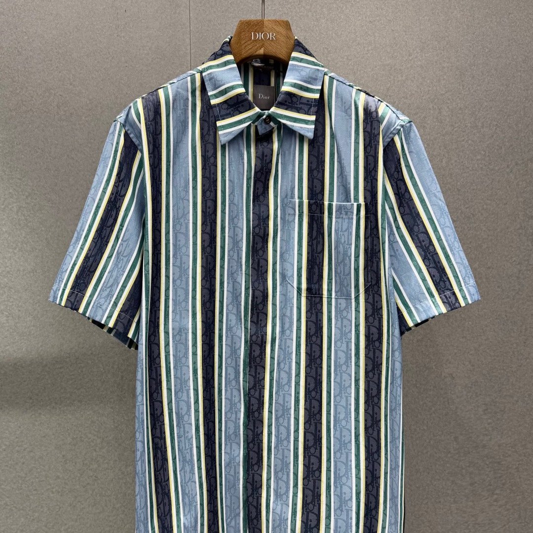 디올 남성 반팔 131707 Dior T Shirt 썸네일 이미지