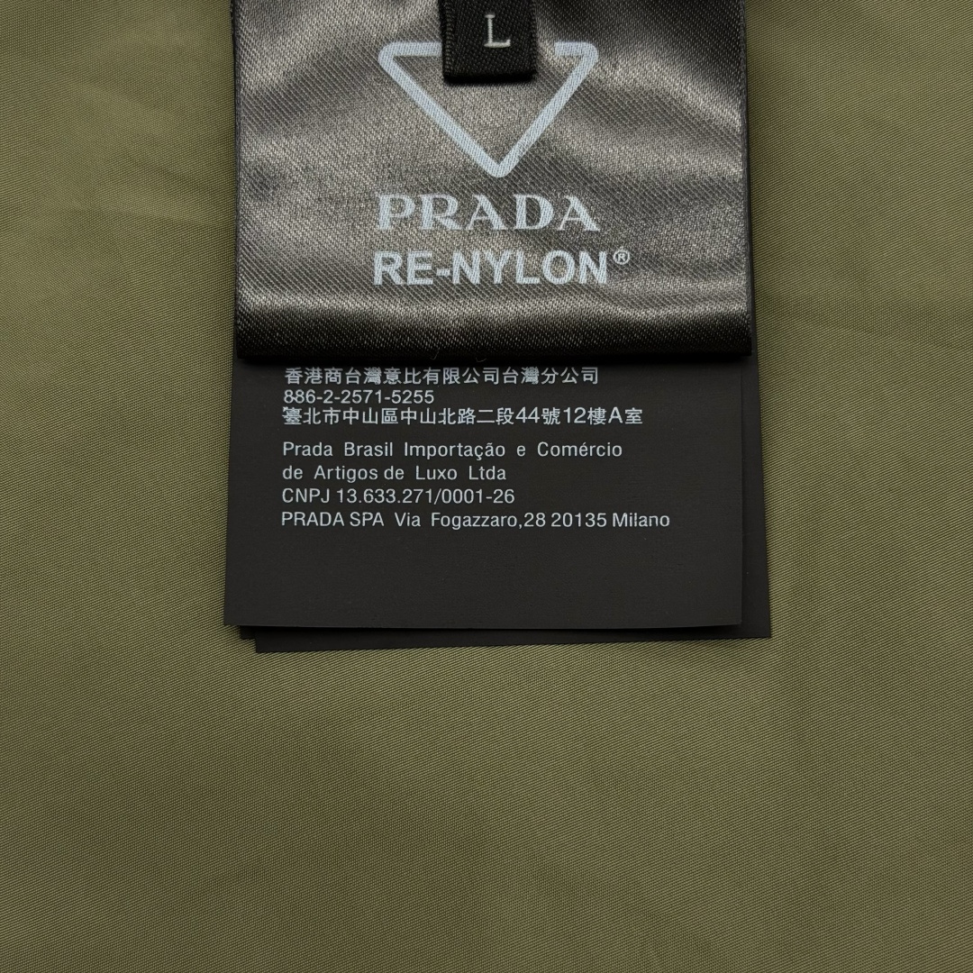 프라다 남성 반팔 131704 Prada T Shirt 썸네일 이미지
