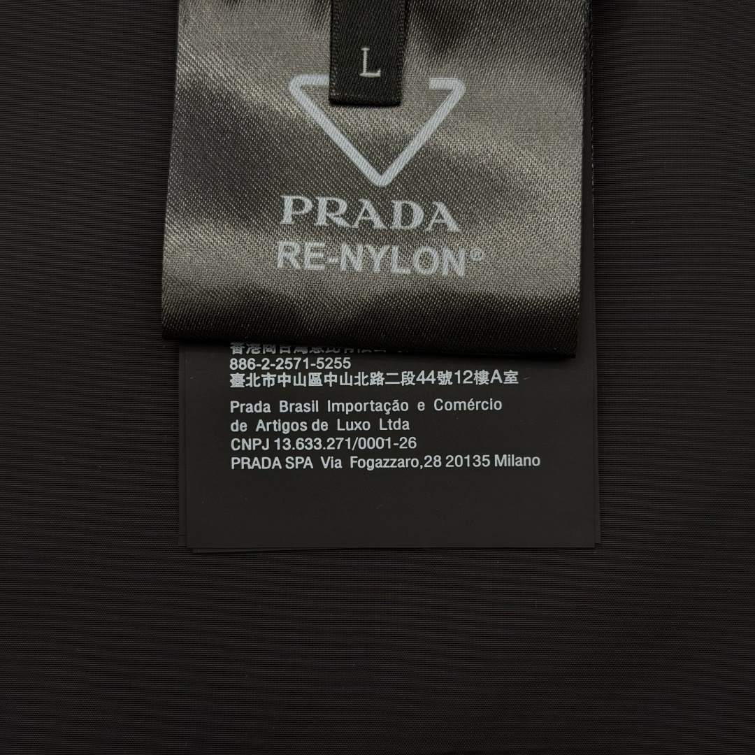 프라다 남성 반팔 131703 Prada T Shirt 썸네일 이미지