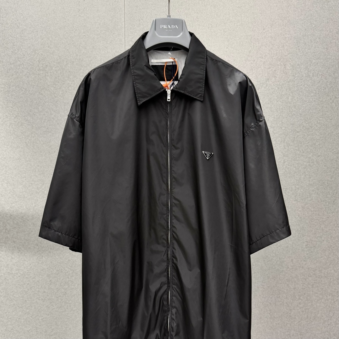 프라다 남성 반팔 131698 Prada T Shirt 썸네일 이미지