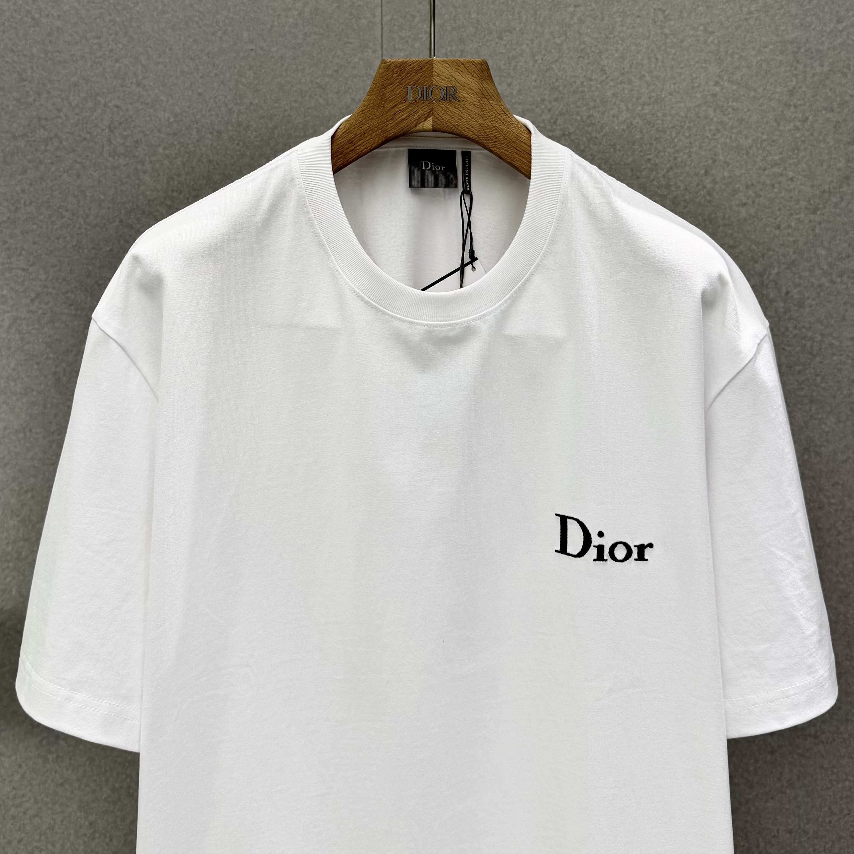 디올 남성 반팔 131699 Dior T Shirt 썸네일 이미지