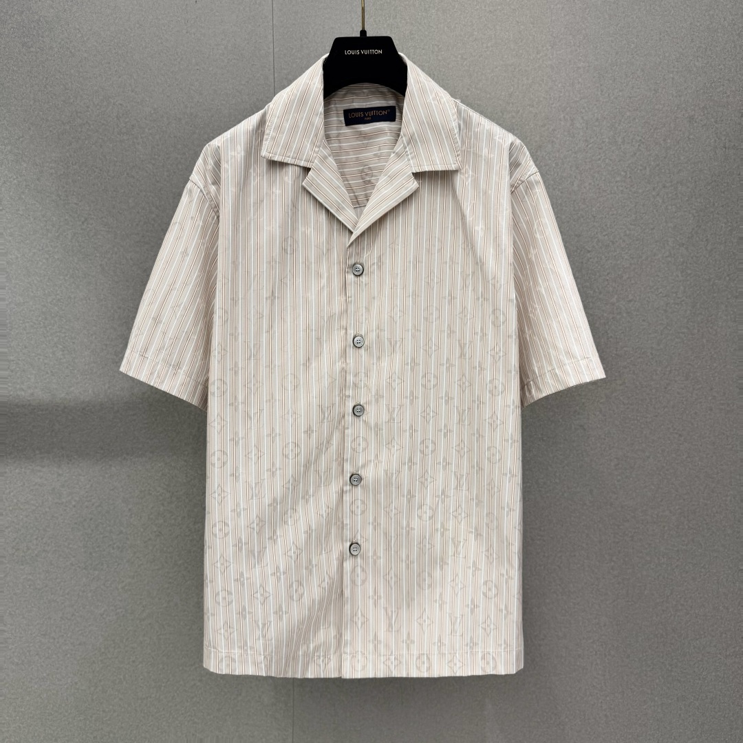 루이비통 남성 반팔 131695 Louis Vuitton T Shirt