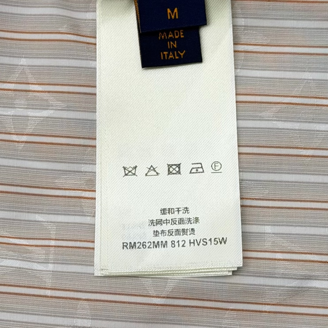 루이비통 남성 반팔 131695 Louis Vuitton T Shirt 썸네일 이미지