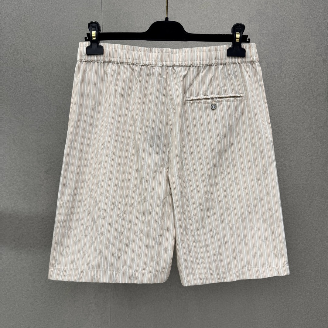 루이비통 남성 반바지 131694 Louis Vuitton Shorts 썸네일 이미지