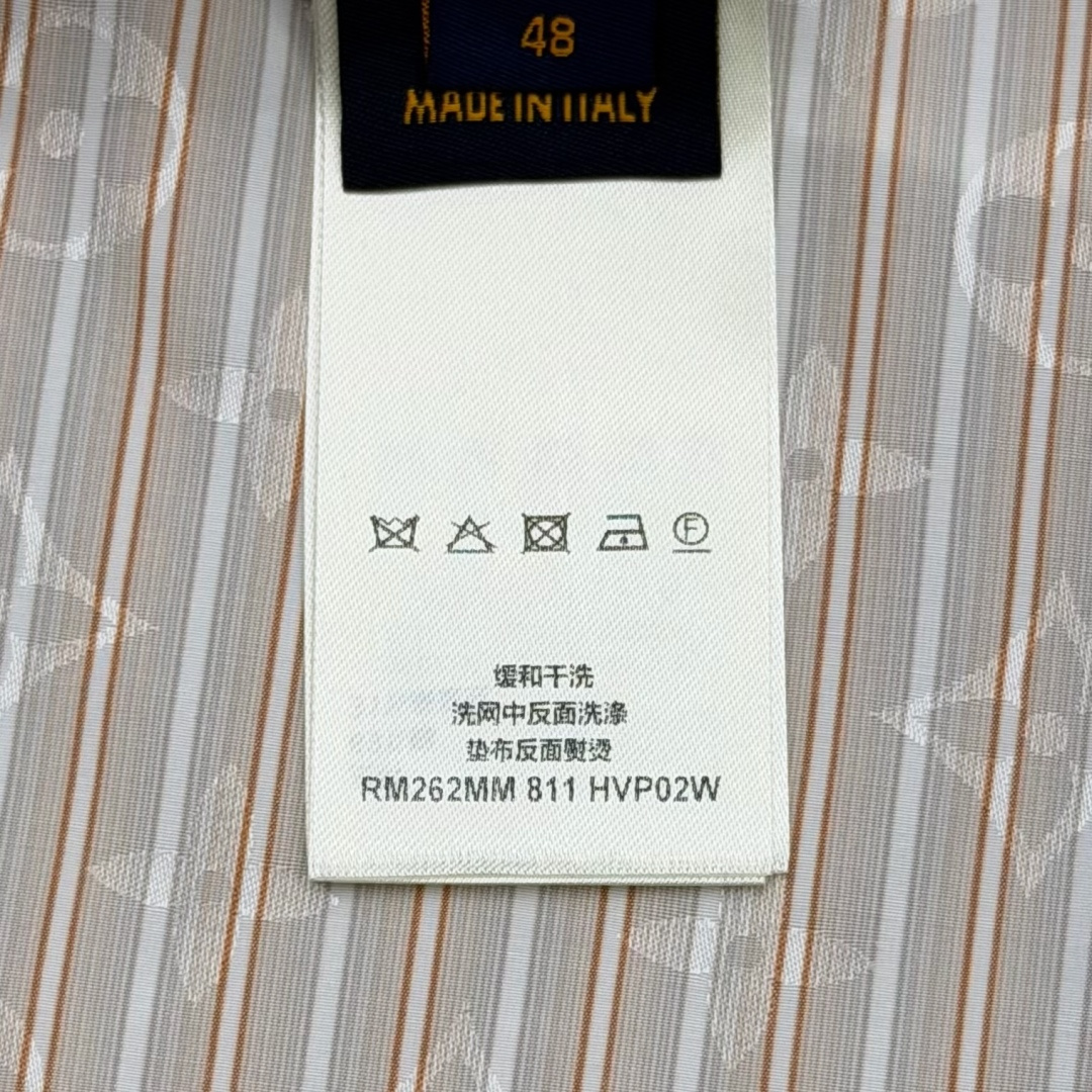루이비통 남성 반바지 131694 Louis Vuitton Shorts 썸네일 이미지