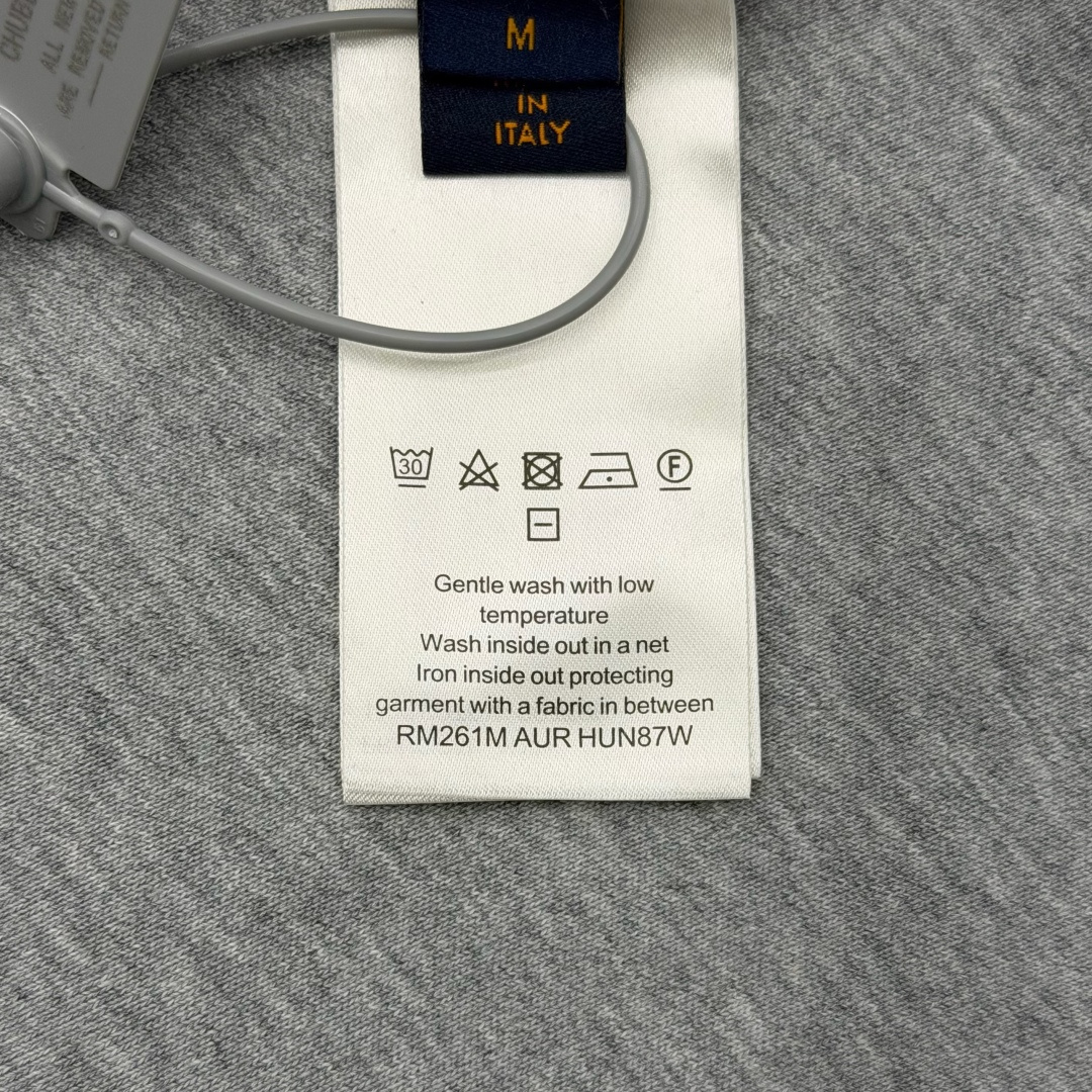 루이비통 남성 니트 131692 Louis Vuitton Knit 썸네일 이미지