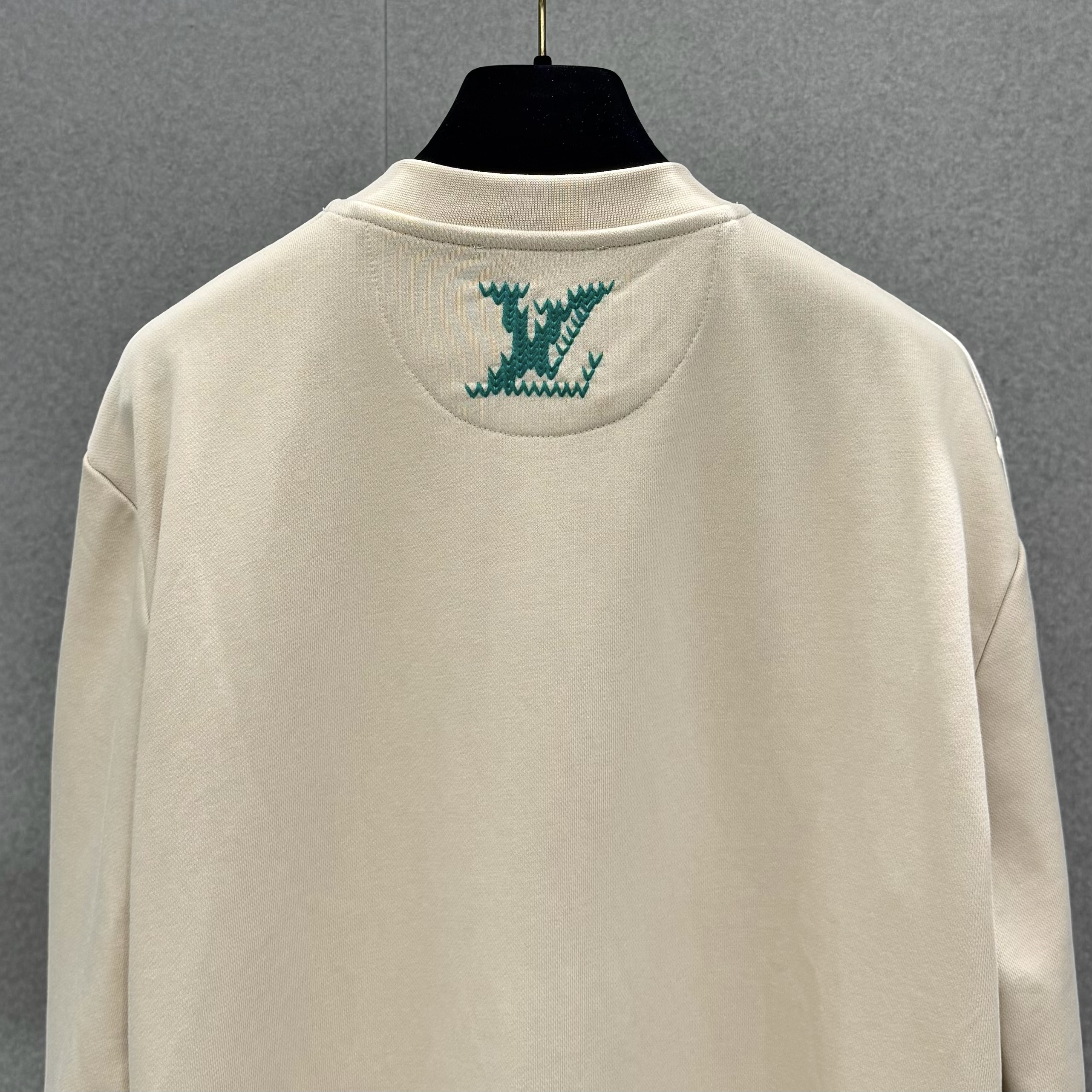 루이비통 남성 니트 131693 Louis Vuitton Knit 썸네일 이미지