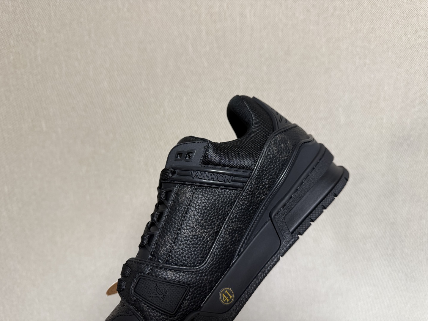 路易威登Louis Vuitton Trainer Sneaker Low休闲运动文化百搭篮球板鞋 黑印花