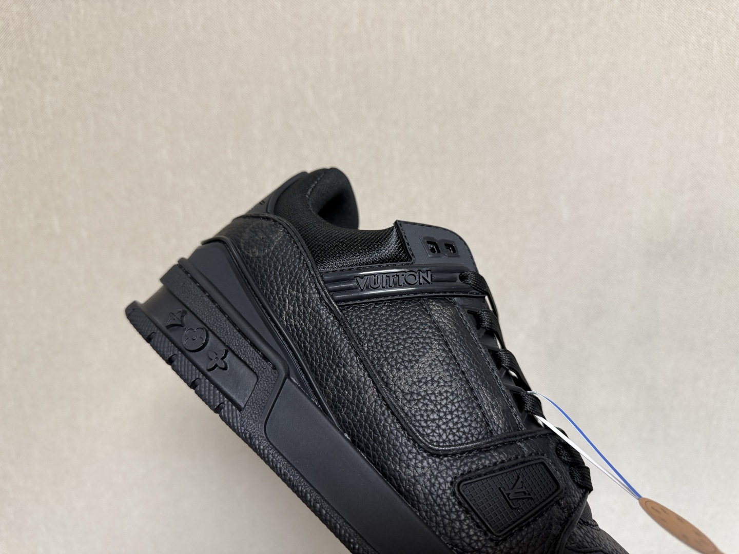 路易威登Louis Vuitton Trainer Sneaker Low休闲运动文化百搭篮球板鞋 黑印花
