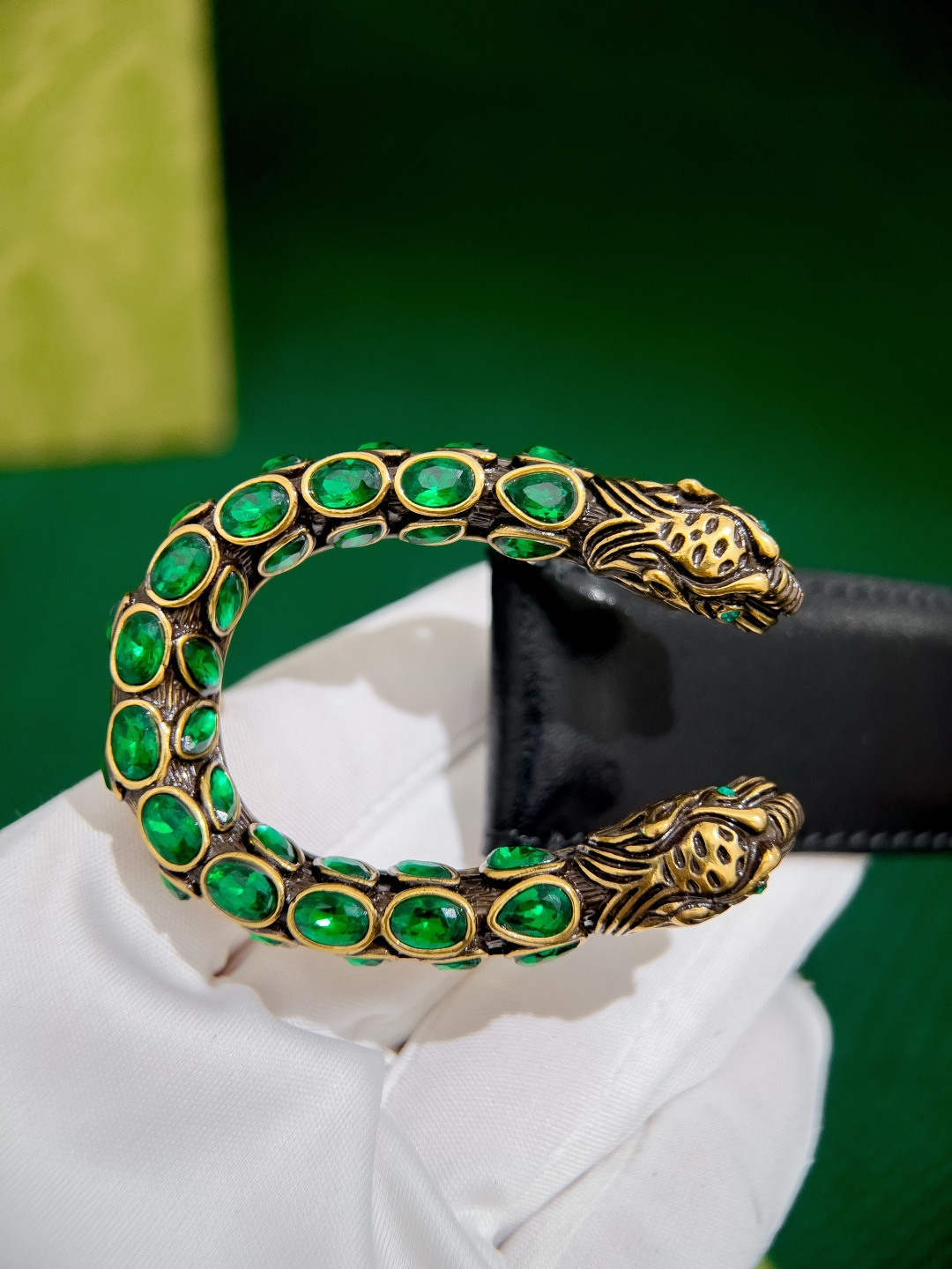 古奇 高端货品 宽度3.0 女士腰带头昂小牛皮皮料，搭配意大利sirp皮厂的底皮，精细的做工，用心制作。