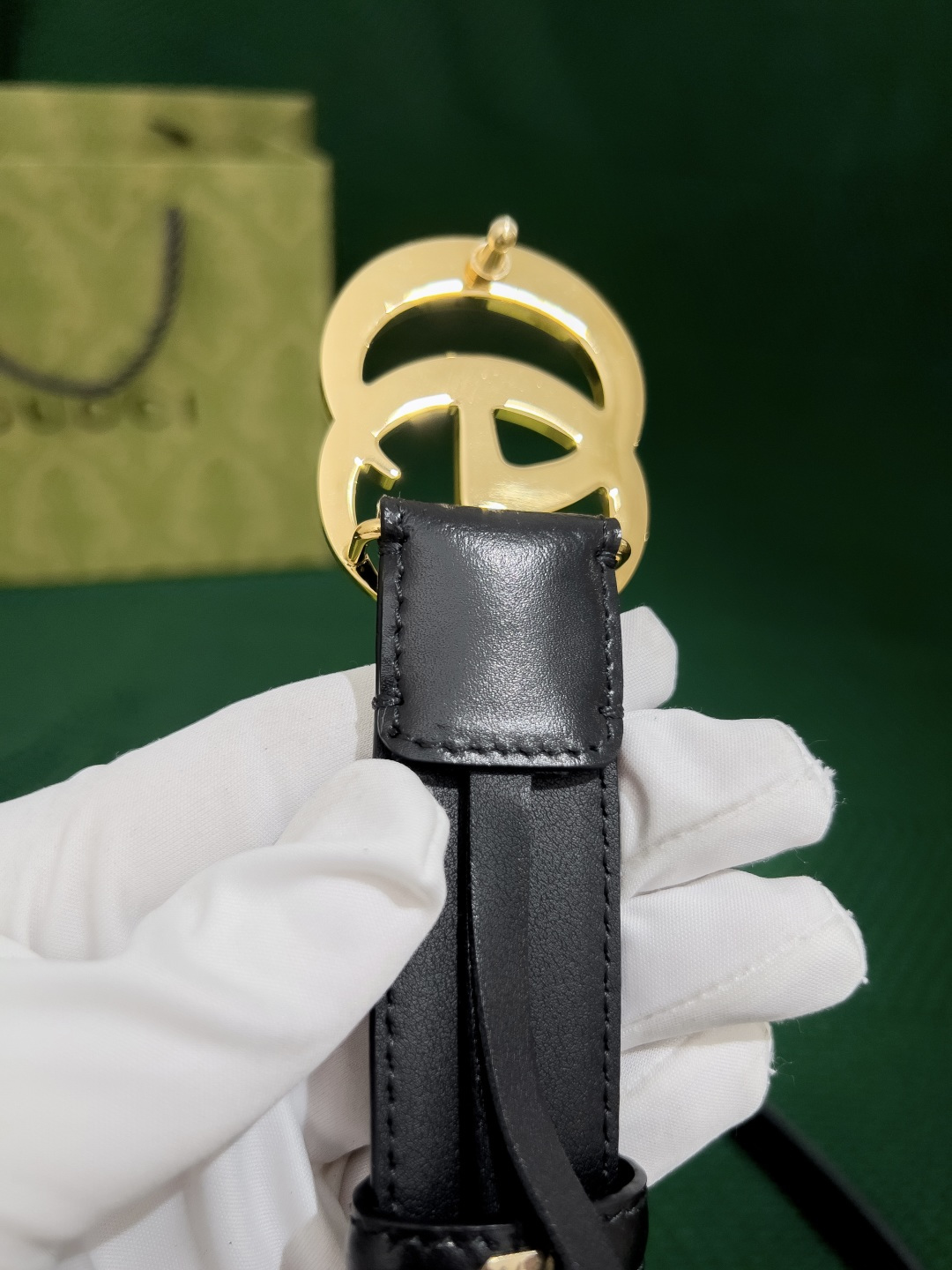 古奇 高端货品 宽度3.0 女士腰带头昂小牛皮皮料，搭配意大利sirp皮厂的底皮，精细的做工，用心制作。