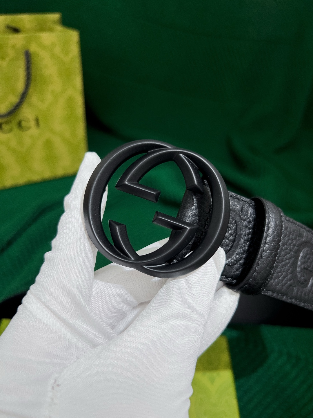 古奇 宽度4.0 高端品质 进口全粒面牛皮压制经典花纹（粒面皮料 手感柔软，不会有便宜货的死硬感，也避免