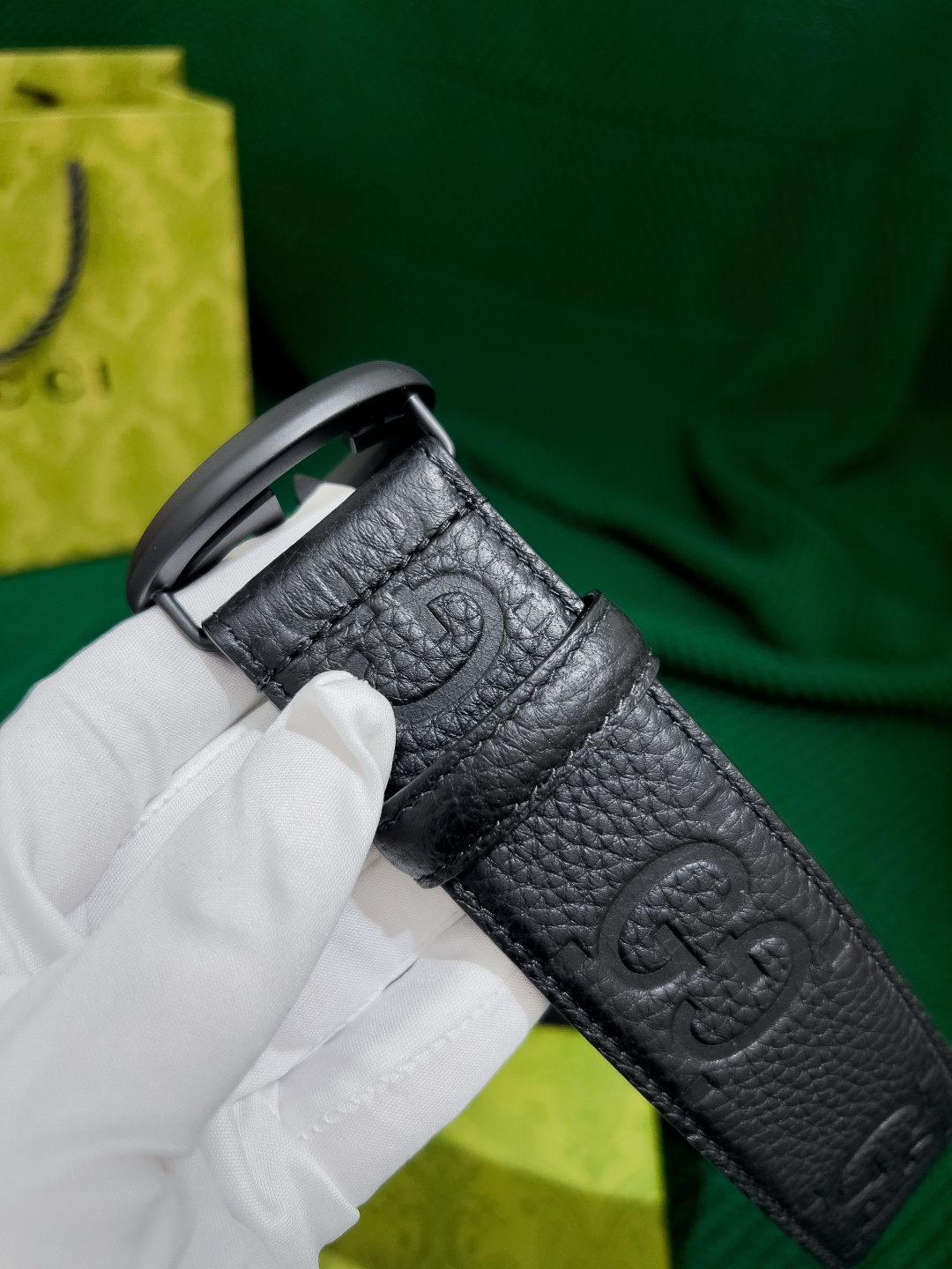 古奇 宽度4.0 高端品质 进口全粒面牛皮压制经典花纹（粒面皮料 手感柔软，不会有便宜货的死硬感，也避免