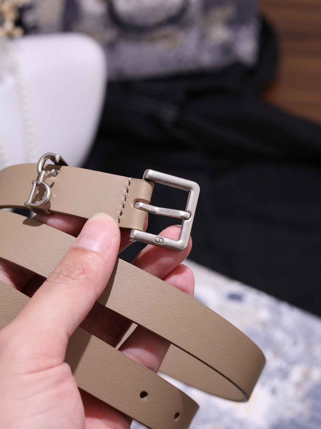 Dior 迪奥 秋冬新品 宽度2.0cm