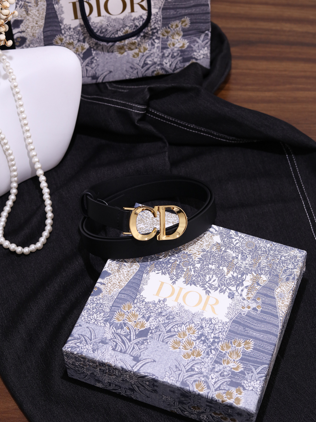 Dior 迪奥 秋冬新品 宽度2.0cm