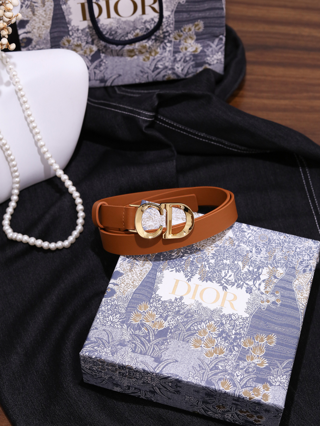 Dior 迪奥 秋冬新品 宽度2.0cm