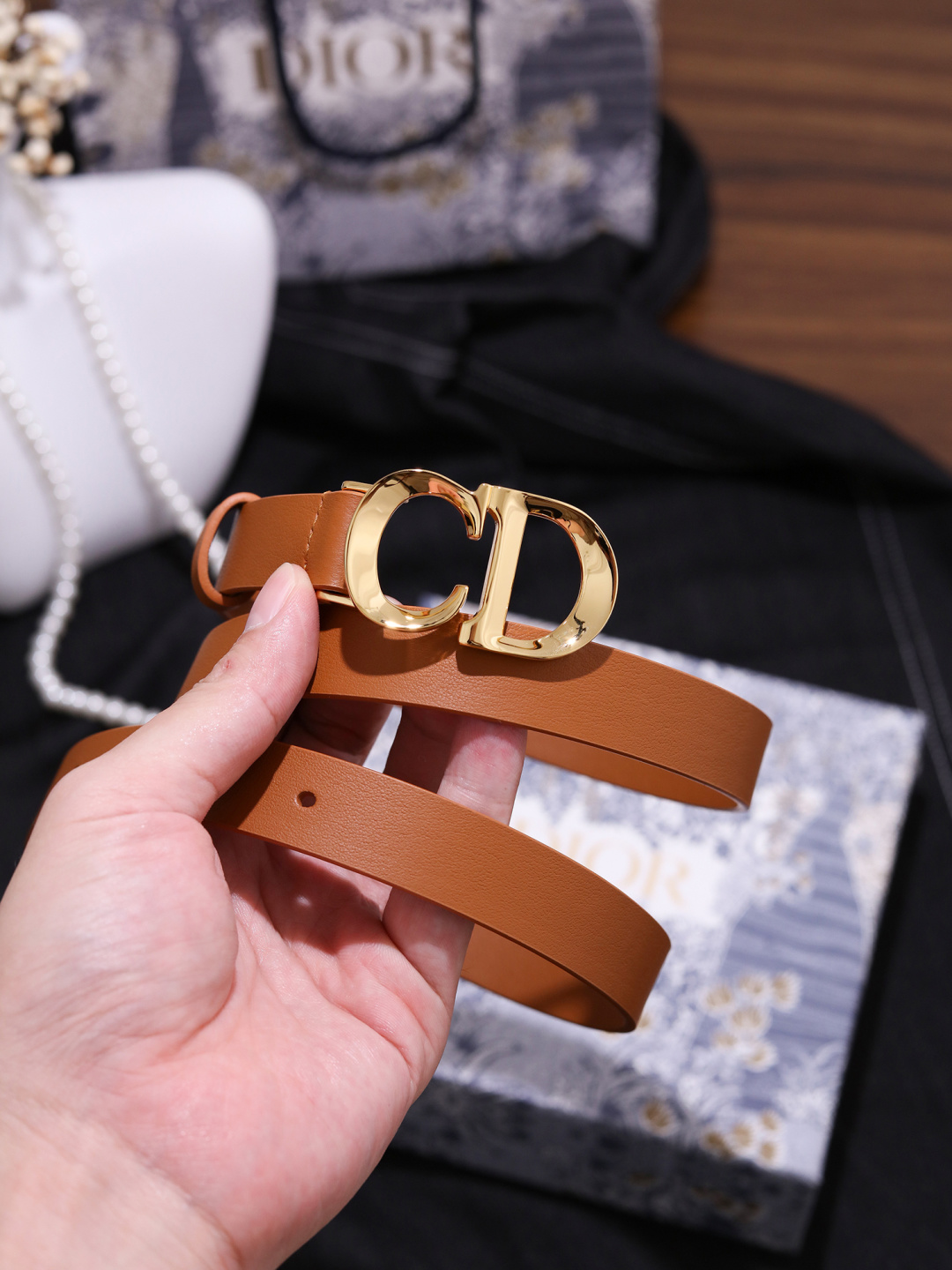 Dior 迪奥 秋冬新品 宽度2.0cm