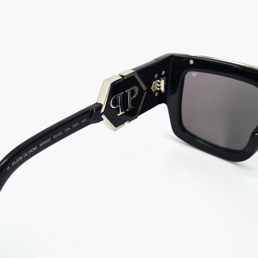  PHILIPP PLIEN
Original quality
全套原版开模 
采用进口板材切割抛光处理