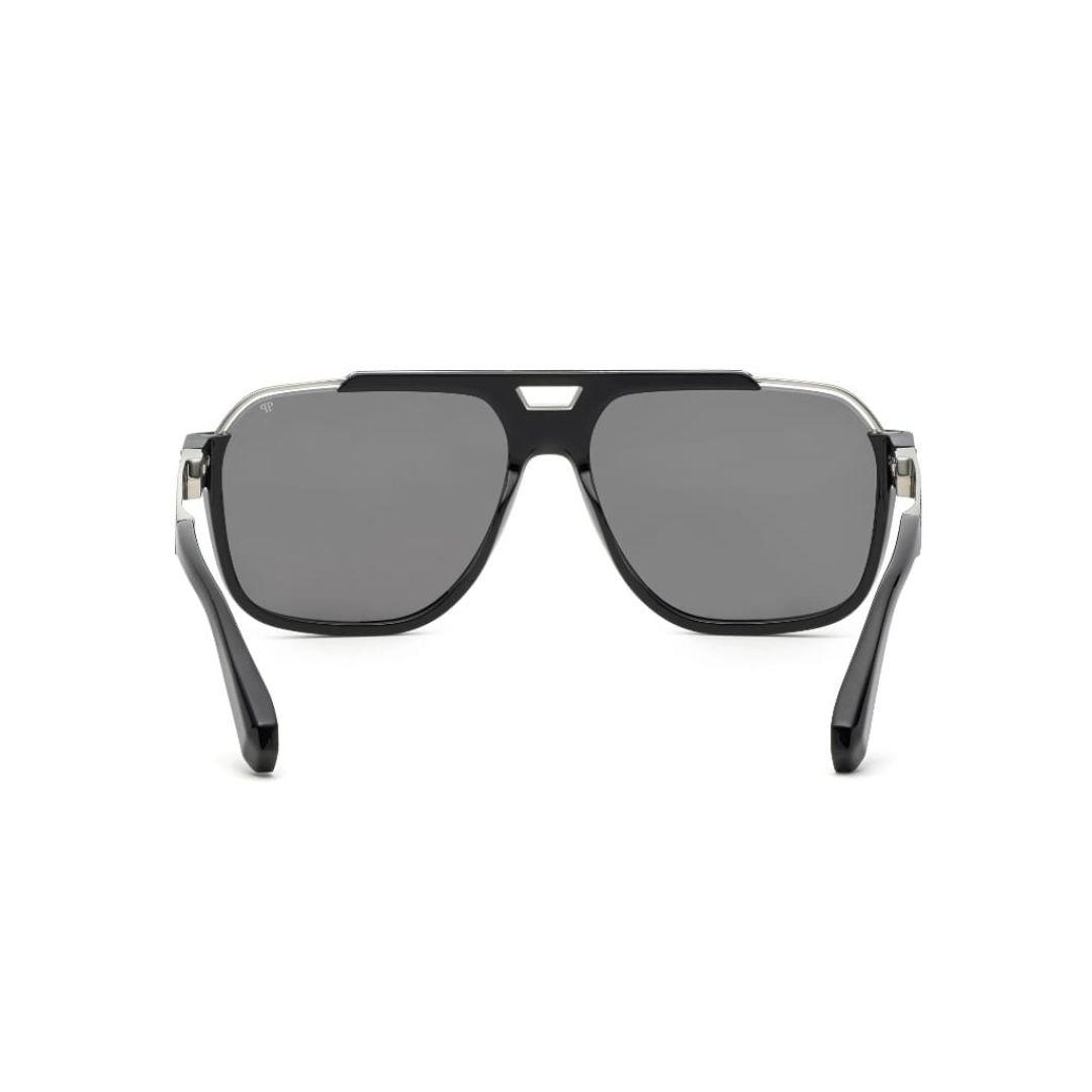 PHILIPP PLEI* 
飞行员墨镜🕶️金属细节丰富
镜腿上饰有品牌字样标识～
原版开发，细节满分💯