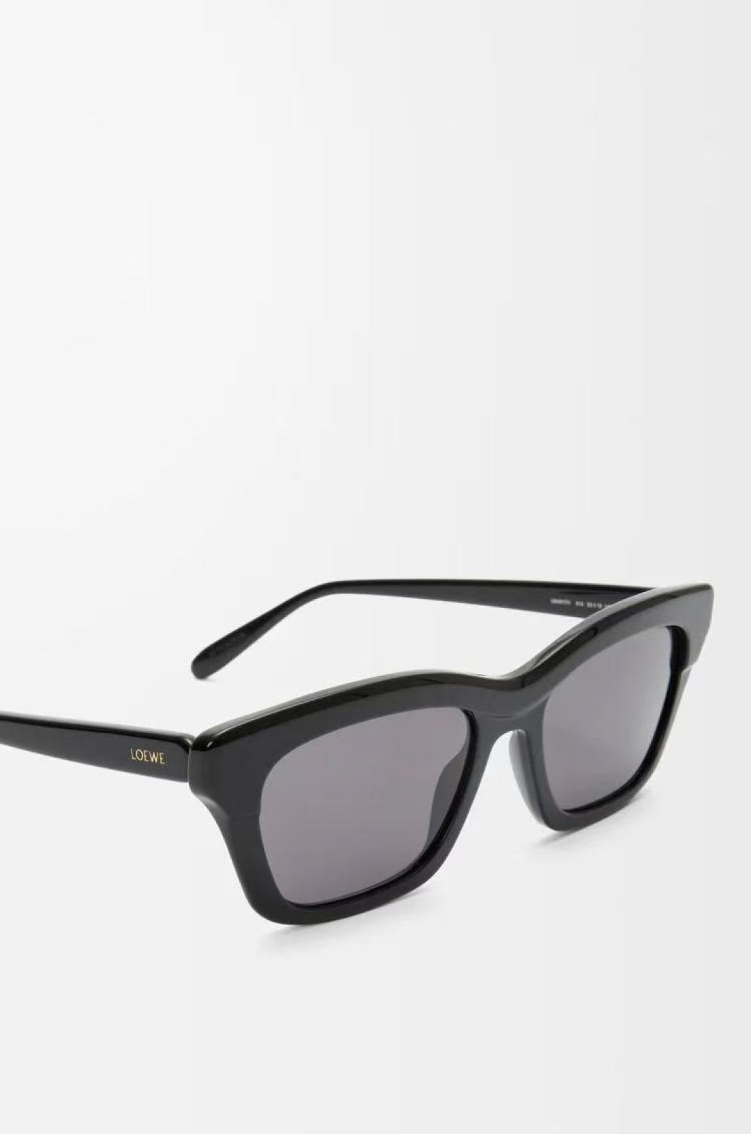 。 LOEWE MODEL：LW40177ISIZE：53口18-140