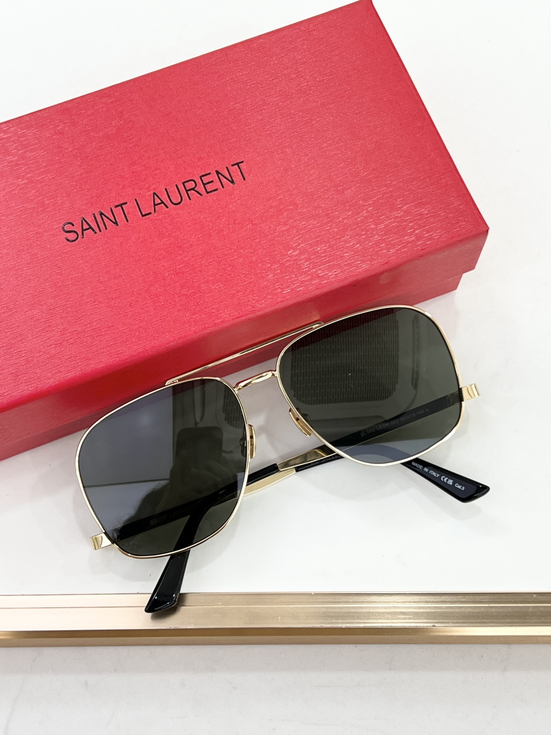 Saint Lauren*Mod ：SL653Size ：59口13-140