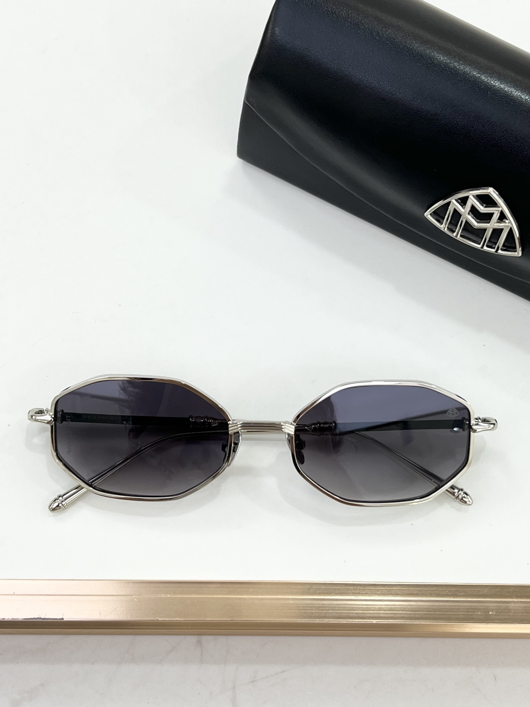 MAYBAC* MODEL：Z1981 SIZE：55口19-145 🦞 
